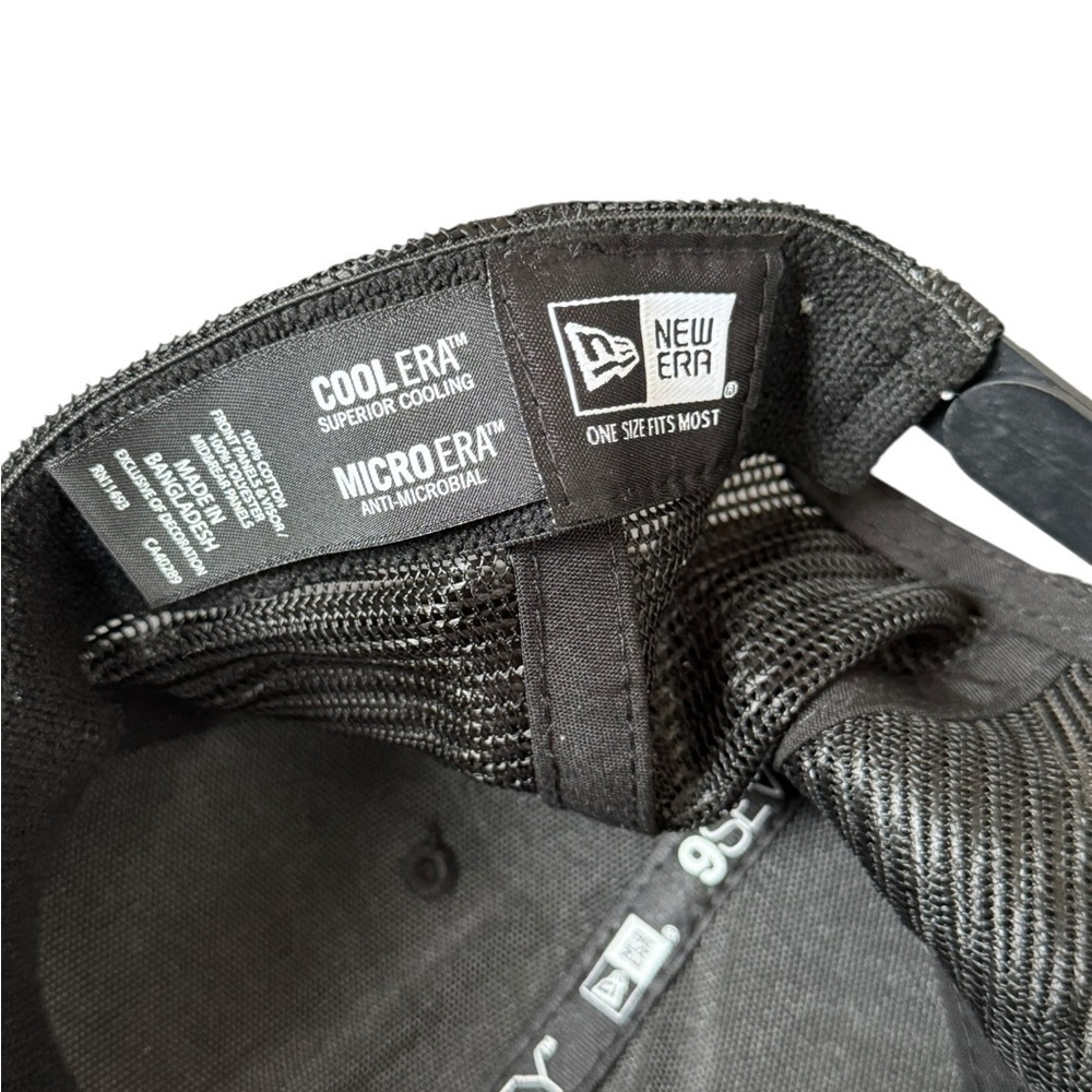 New Era Black and White 76 Cap - Picture 8 of 16